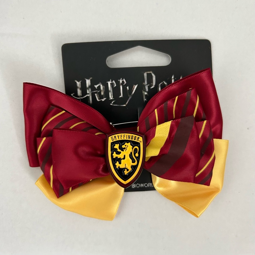 ✨NEW✨ Harry Potter Gryffindor House Hogwarts Hair Bow / Brooch Pin - Picture 3 of 5